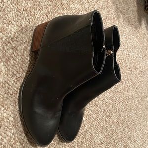 Dr. schools black leather booties, size 8